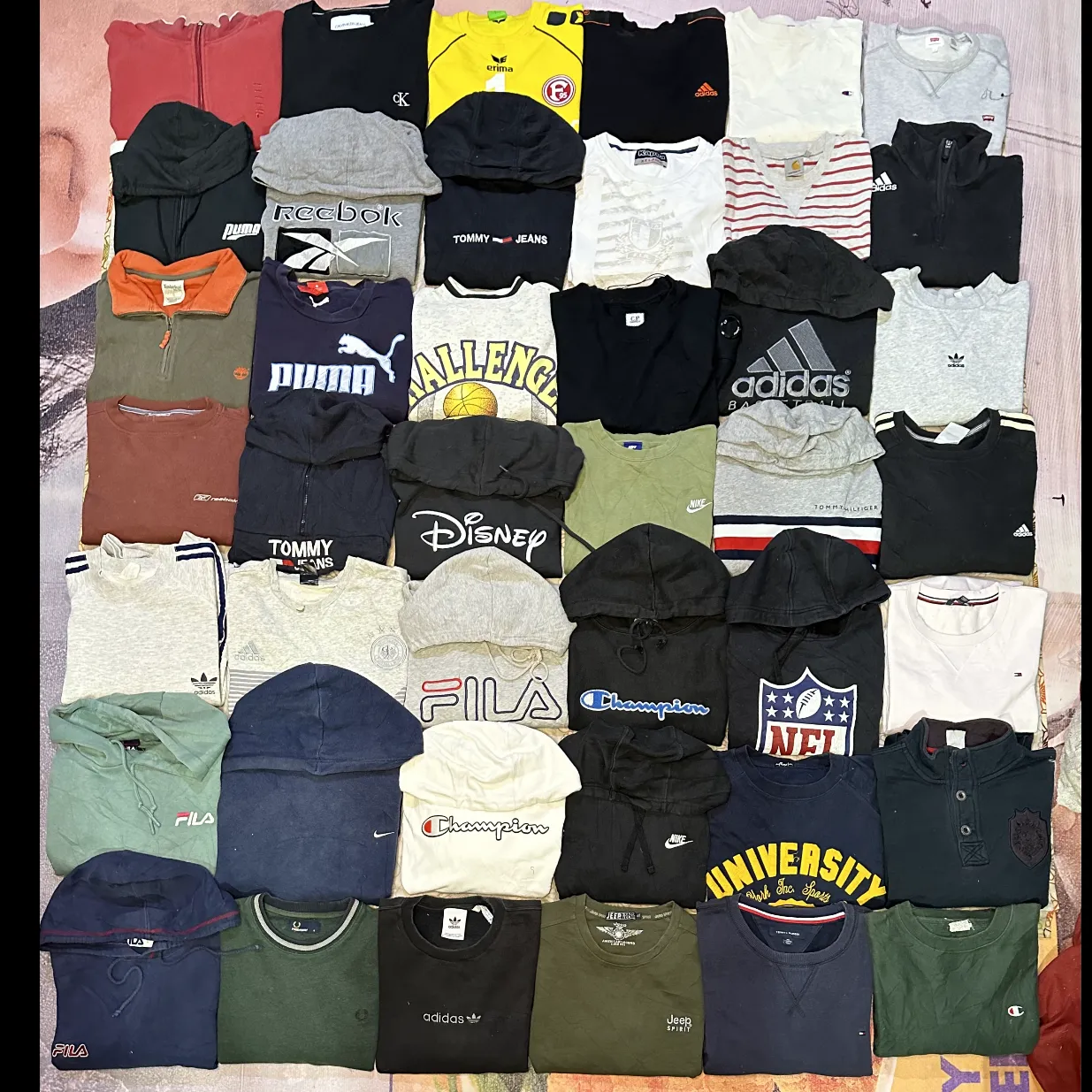 Authentic branded hoodies and sweatshirts 42 piece