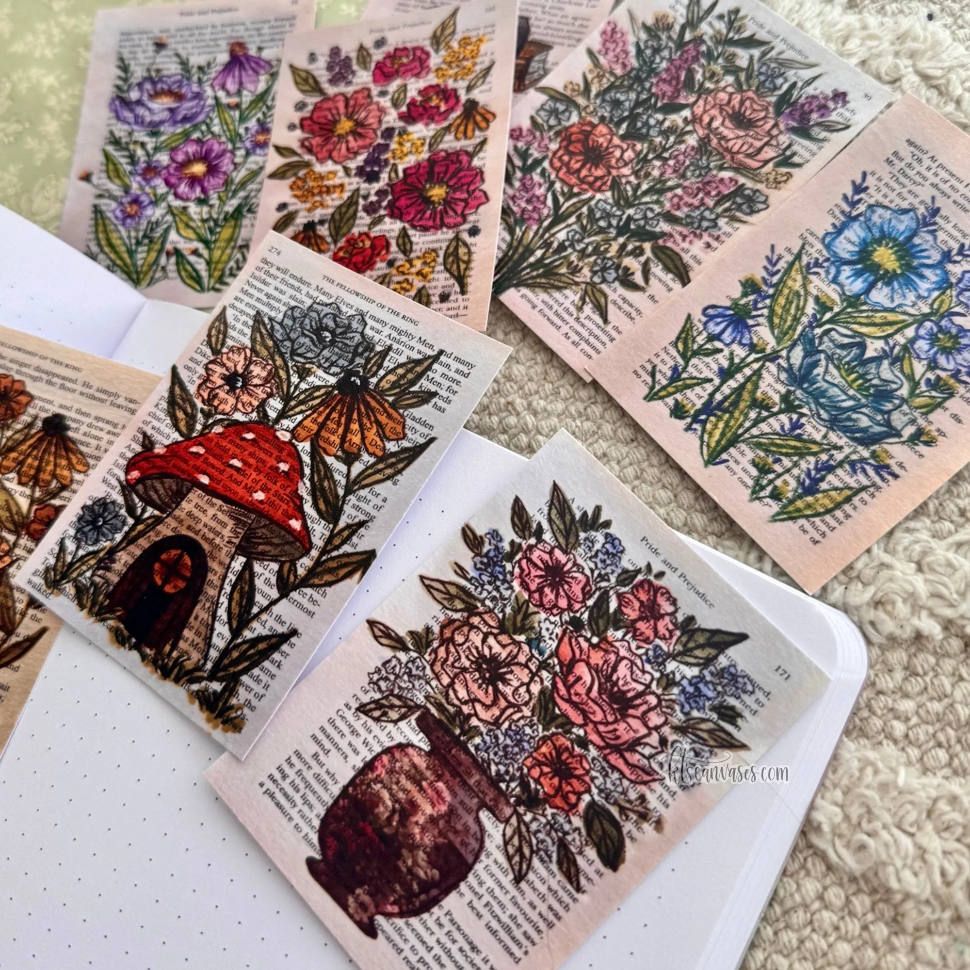 Bookish Floral Page Paper Pack (8 mini prints included)