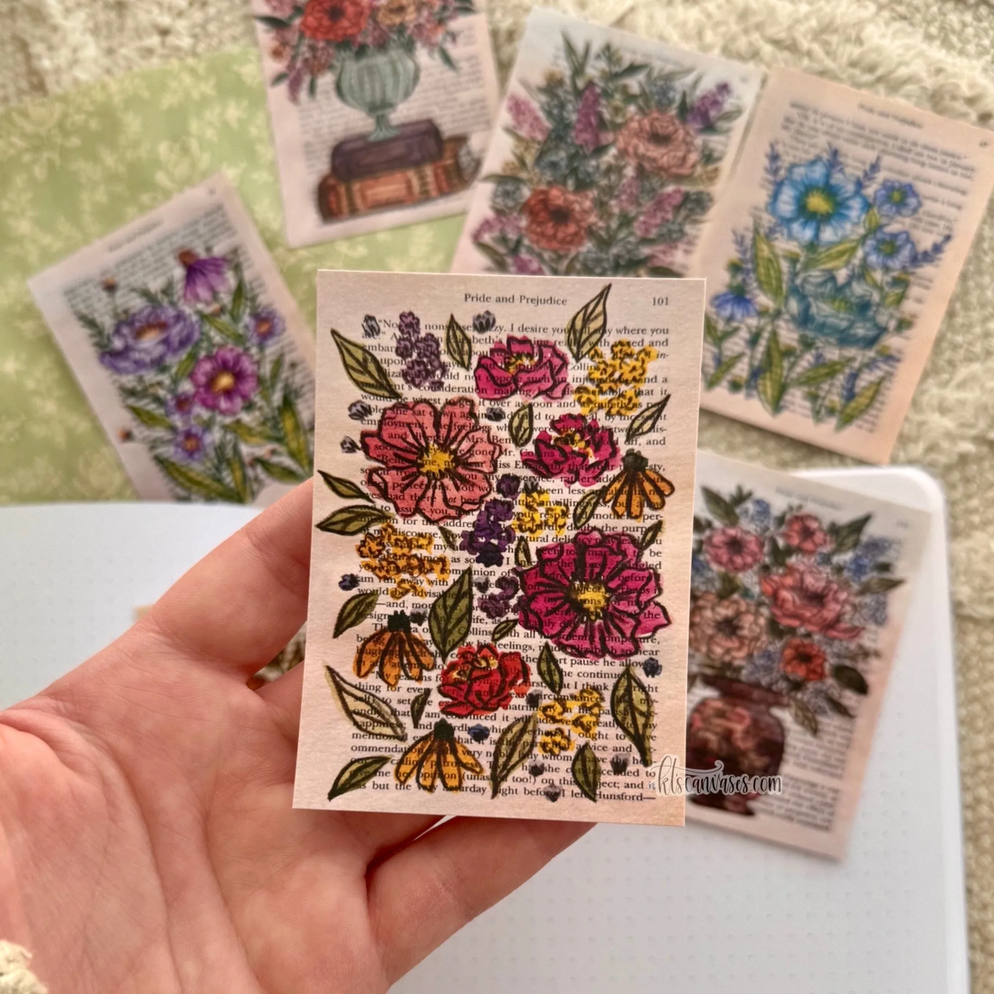Bookish Floral Page Paper Pack (8 mini prints included)
