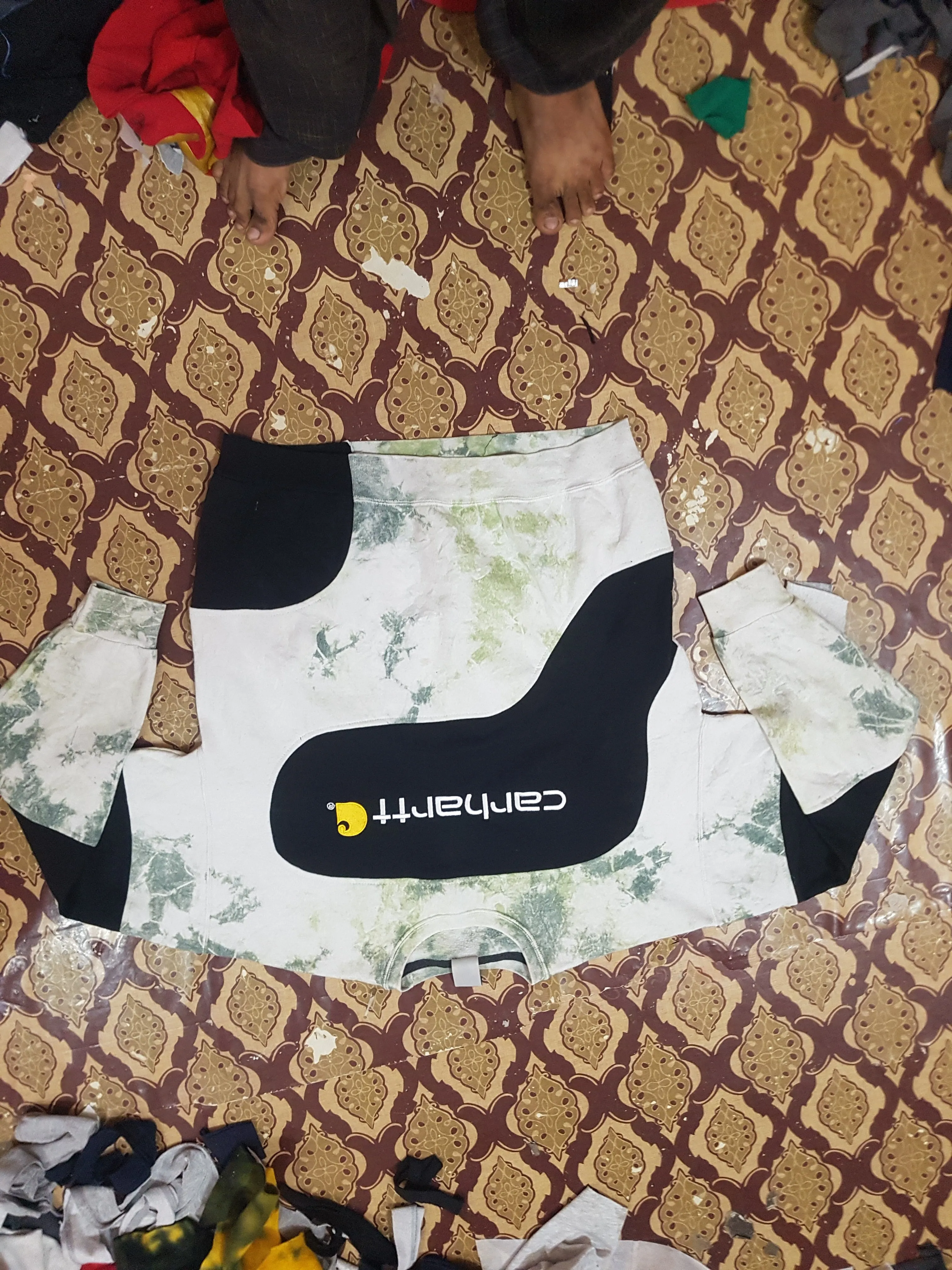 Custom handpick Sweatshirts and hoodies rework Nike carhartt