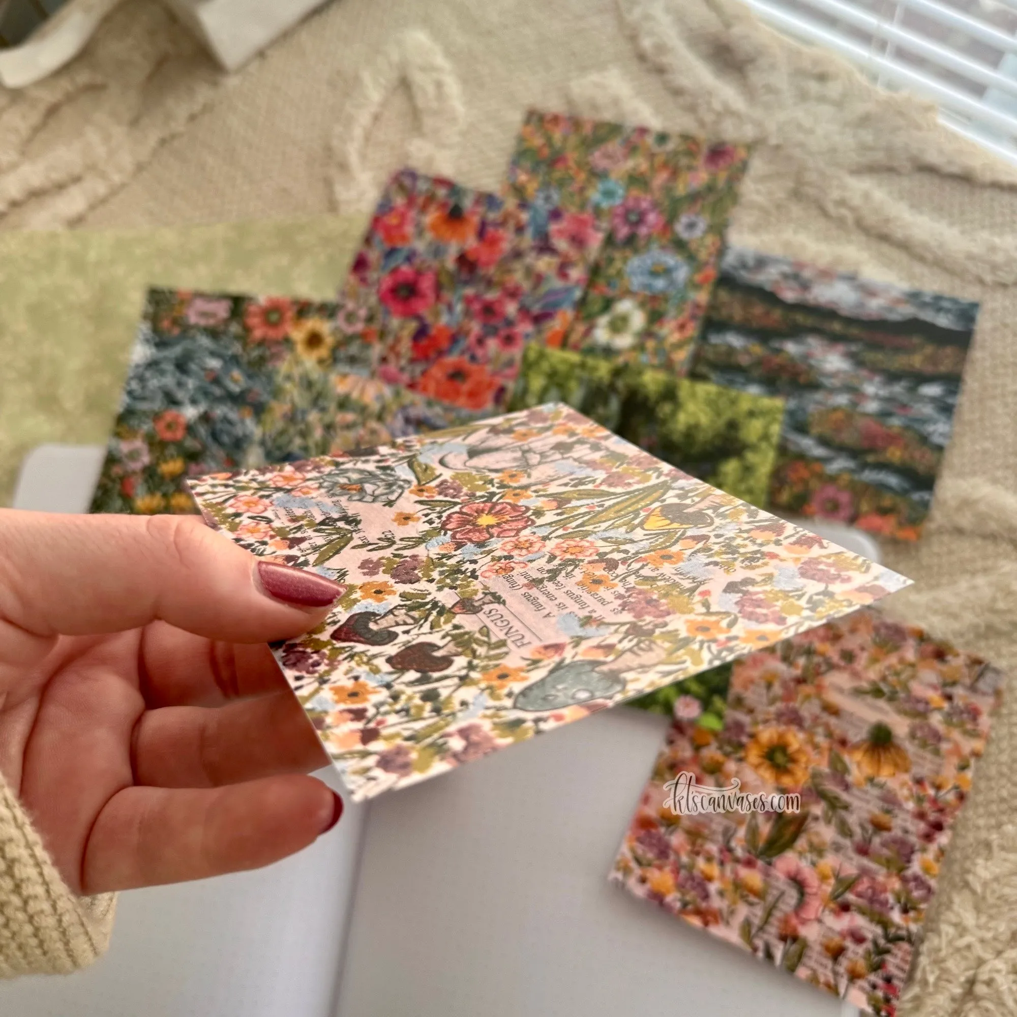 Floral Art Paper Pack (8 prints included)